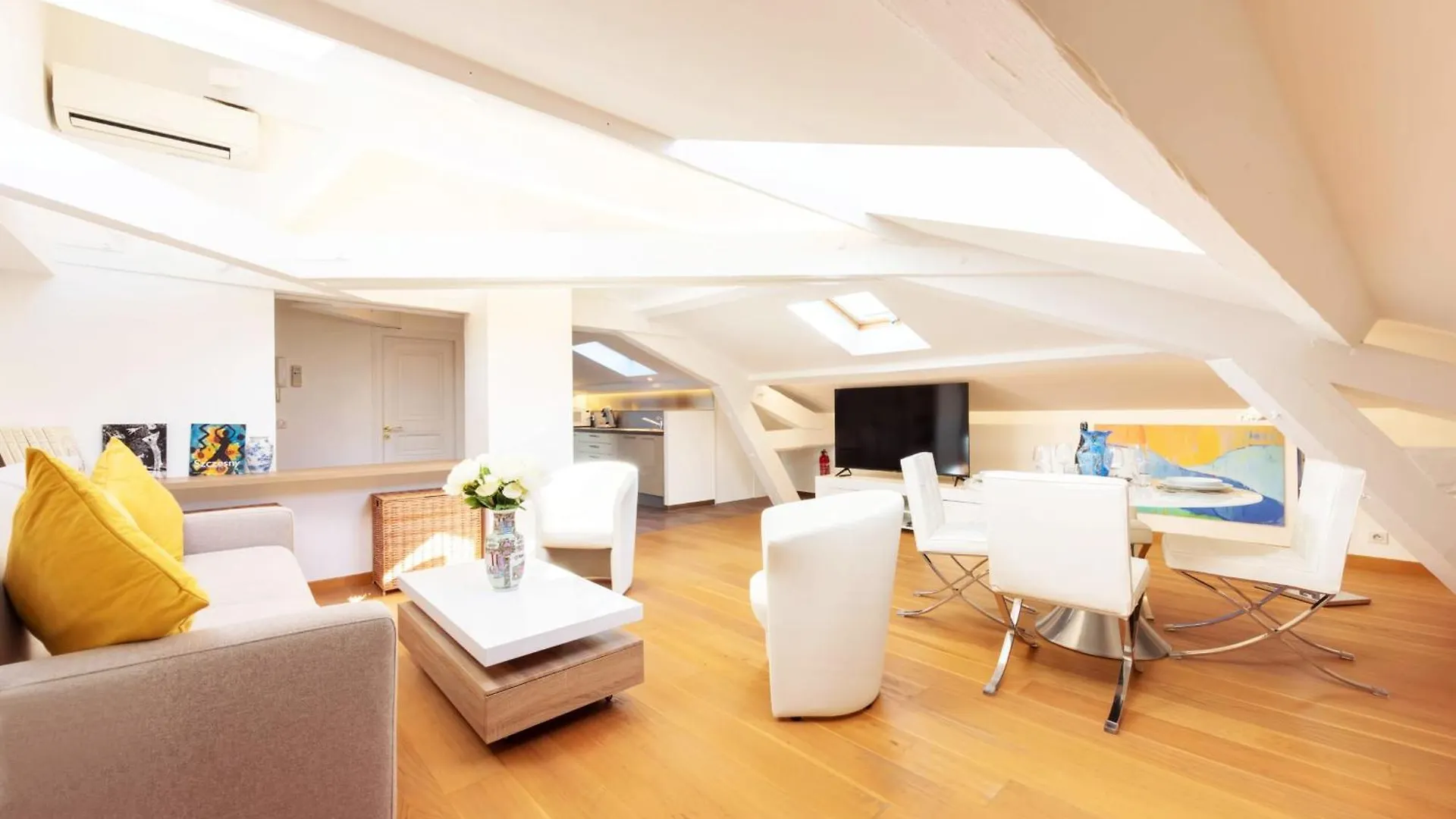 Luxurious Studioloft 3 Minutes From La Croisette Cannes Lägenhet